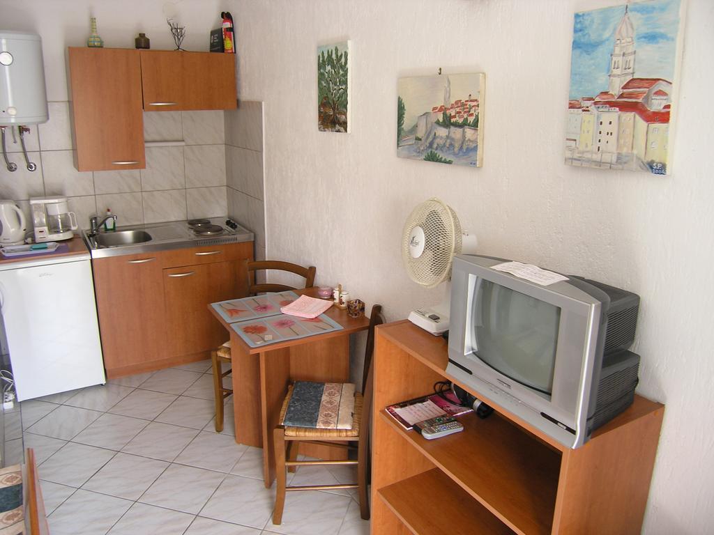 Apartmani Plach Krk Town Esterno foto